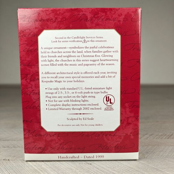 Vintage Hallmark Keepsake Ornament Colonial Church Candlelight Services - Picture 4 of 4